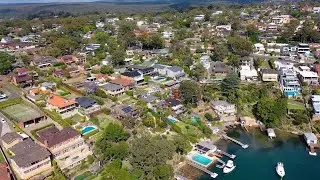 Dolans Bay, 87 Parthenia Street