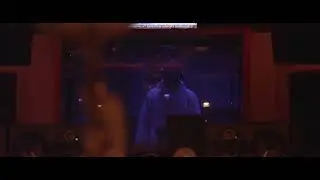 Drake recording 9 in the studio