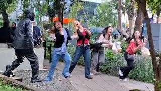 PATUNG HIDUP DI BLOK M , PATUNG MANUSIA,  