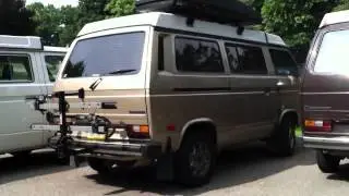 Pittsburgh Vanagon Club cruise walk around