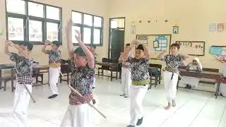 Tari Santri versi SDN Watupayung 