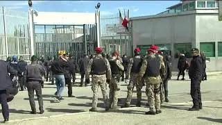 Rivolta carcere Foggia, è caccia all'uomo in tutta la Puglia