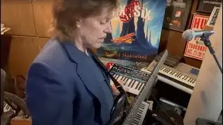 SiX By SiX - Robert Berry shows the plans for playing live on 