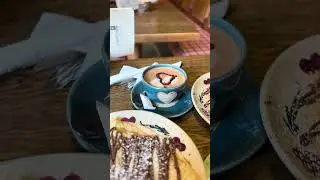 Кафе в городе Рикевир #restaurant #travel #food #cafe #crepes
