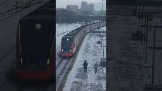 Иволга 2.0 прибывает на станцию Тушинская