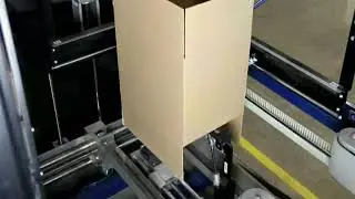Lantech Kartonaufrichter pr&auml;zises Kartonaufrichten