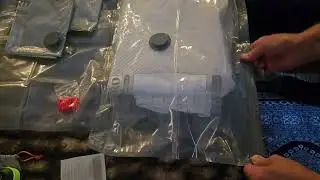 Vacbird 15 Storage and Travel Bags USB Pump! Space Saver Bags for Clothes!