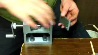 Micro Mini Tapping Machine