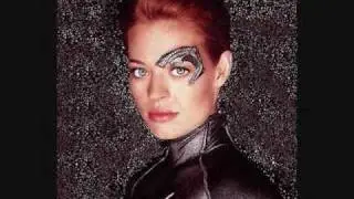 jeri ryan as 7of9 '' if i were a carpenter''.wmv