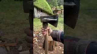Самый крепкий топор (@jacobwitzling TikTok)