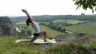 9 minute Wake Up Morning Yoga
