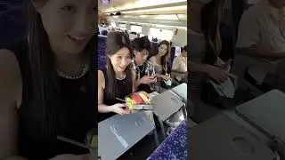 Elles partagent tout avec lui… jusqu’à ce moment 😳