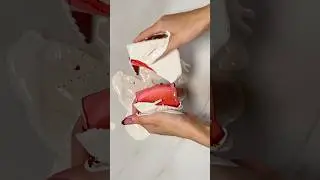 Calcium Carbonate Paste on Dyed Gym Chalk
