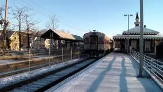 GP40MC 1121 with a fixed bell and rotem coach 805 arrives @ Swampscott!