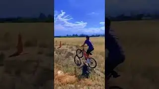 Epic bike jump😱🤯😱#shorts #bikejump