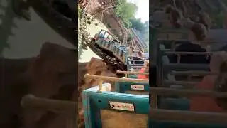 Calamity Mine at Walibi Belgium VERTICAL POV