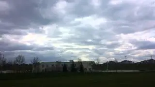 PLANE FLYING DANGEROUSLY CLOSE TO THE GROUND!!!!