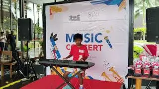 Kayana Devaraj Dhar  - Merrily We Roll Along #rumah_musik_creative  #lebih_asyik_bisa_main_musik 