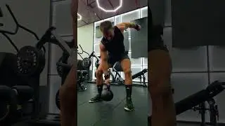 STRENGTH AND CONDITIONING - Kettlebell ballistic rows -