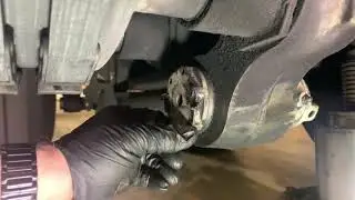 B767 MLG Brake Attach Pin Inspection