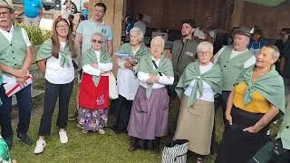 Come eravamo...... gruppo canoro....Poesia