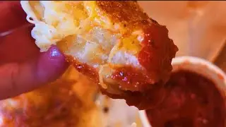 I&rsquo;m addicted to Domino&rsquo;s Pan Pizza and cheesy bread!