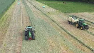 John Deere 3640 | John Deere 7710 | Heu pressen | schwaden | Krone Comprima