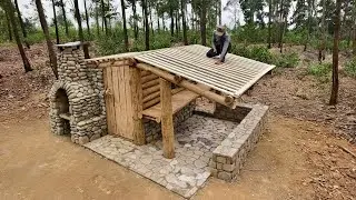 A Man Wants to Live in the Forest. He Built the Cheapest House in 20 Days