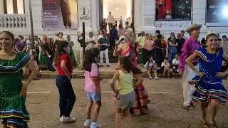 Sonia Barrientos en la plaza 24 de septiembre 27 12 2025 parte 4