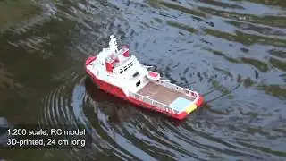 Lewek Kea in 1:200 on the canals in Giethoorn