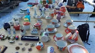 Барахолка всіх здивує.