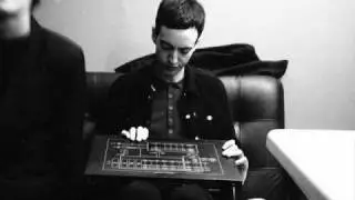 Syndrom - Tom Furse