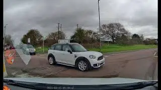 Double Roundabout Close Call - Bridgeyate - 2021-03-25