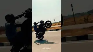 pulsar N 160 on wheele ride #n160 #shorts #pulsar #youtubeshorts #wheelie #stunt #trending