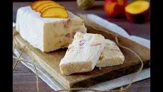 Semifreddo alle Pesche e Ricotta