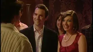 IT Crowd: Jen Goes To A Reunion