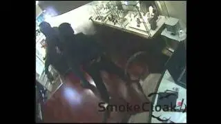 Jeweller's Raid stopped by Smoke Cloak