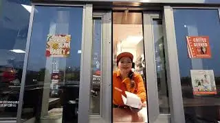 Whataburger Drive Thru, Breakfast on a Bun Meal, Coffee, Biscuits & Gravy, NGH10205