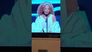 stunning as usual.Fully dressed &classy 💕#janet #americanmusicawards2025 #missjackson #janetjackson