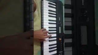 How to play golden brown X love story on piano ( easy way )