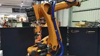 KUKA KR360-3 con controller KRC4 in EUROBOTS