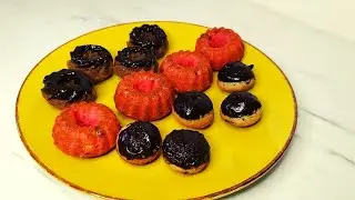 Three cakes with a single preparation