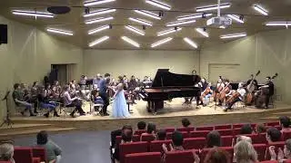 Generálka na abs. orchestrální koncert 10.3.2020, E. Grundová – klavír