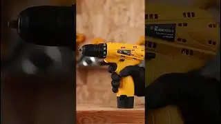 Parafusadeira Furadeira The Black Tools TB12A 38 a Bateria Cor A