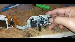 Sửa bình nấu nước Toshiba mất nguồn cắm không lên
