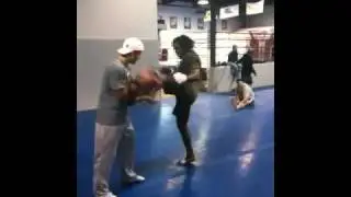 Sokoudjou throwing Israel