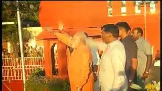 Shri Narendra Modi along with BJP Senior leaders addresses BJP Youth Conference in Tiruchirappalli.
