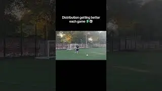 Clean distribution under pressure 🎯 #Goalkeeper #8aside #FootballHighlights