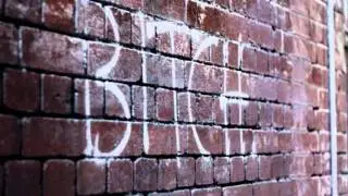 32. Slaven - Bitch