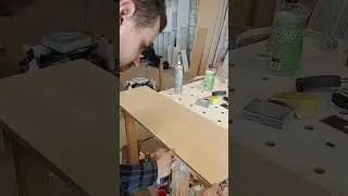 Oklejanie krawędzi obrzeżem PVC🛠️ #meblenawymiar #stolarz #carpenter #diy #woodworking
